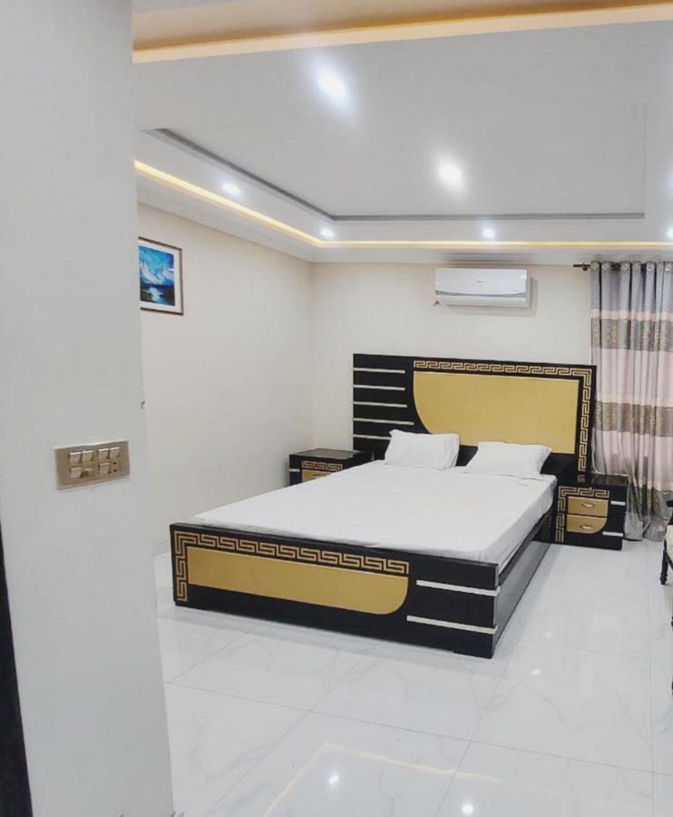 Hotel White Pearl Lahore Exterior photo